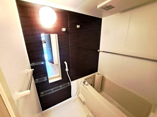 サンハイツ小菅ヶ谷の浴室|浴室換気乾燥機