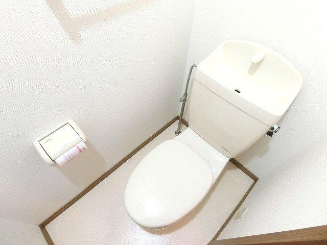 本今ガーデンスクエアＢのトイレ