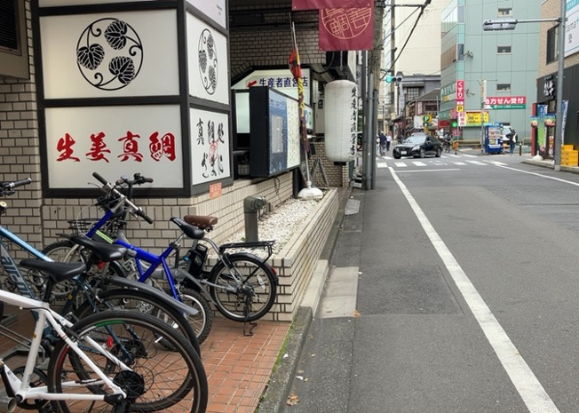 【外観】 | 店舗 | 土地の面積＝住宅面積ではありません。建ぺい率の問題などで、土地のある場所によって住宅を建てられる面積は限られています。高さもしかり、「土地」という言葉の中には、建築条件も含まれると考えておきましょう。