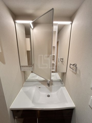 【洗面所】 | エトワール北新地 | エトワール北新地　独立洗面化粧台