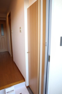 【玄関】 | ロイヤルハイツＦＵＪＩ