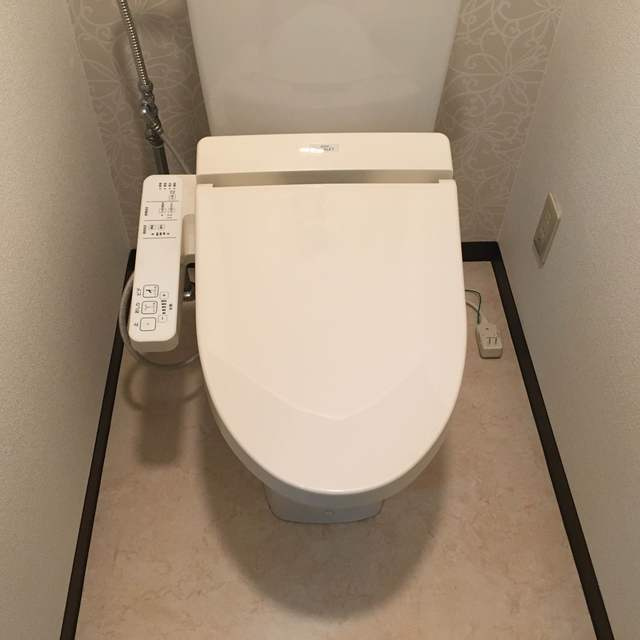 調布市小島町２丁目の賃貸マンションのトイレ