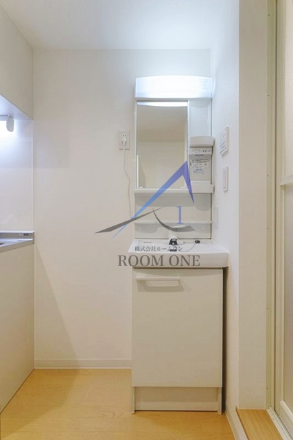 プライル赤羽の洗面所|独立洗面台です。