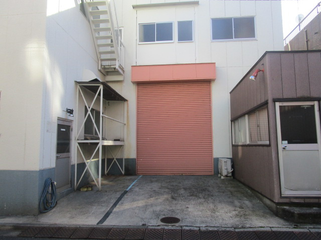 荒川区西尾久７丁目の倉庫