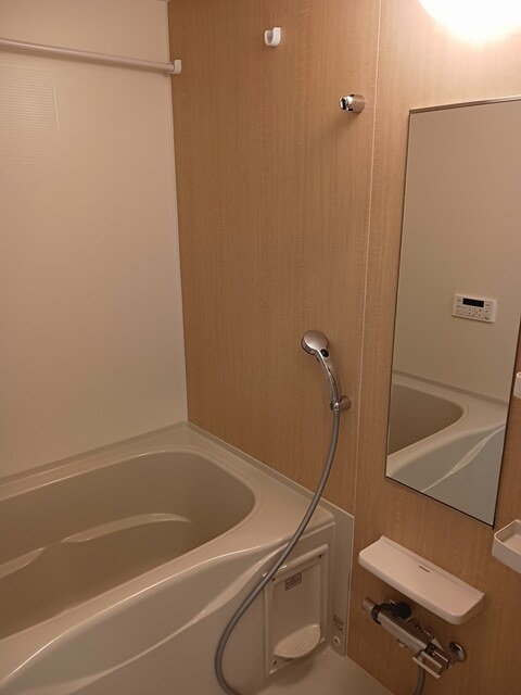 フェリスソレアードⅢの浴室