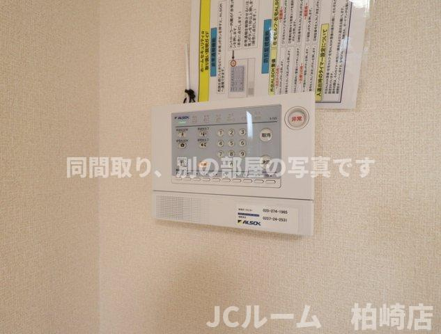 柏崎市東本町３丁目のアパートのセキュリティ