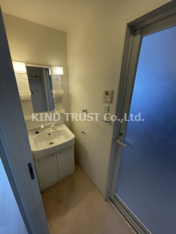 NORTH VILLAGE BIRTH PLACEのその他