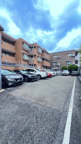 ファミーユ御影西平野の駐車場|駐車場