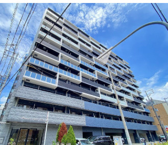 プレサンス難波インフィニティの外観