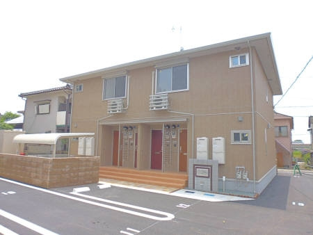 熊本市中央区黒髪４丁目のアパート