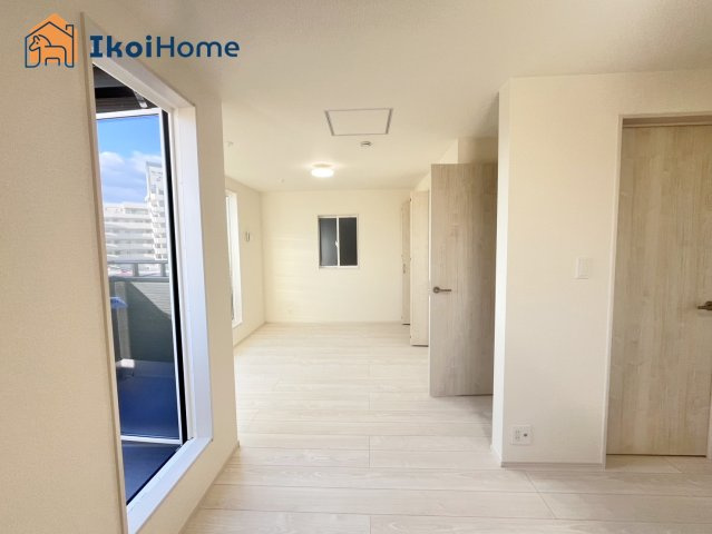 明石市松江　全2棟　2号棟　新築戸建の子供部屋|【ホームページに現地動画掲載中】●年中無休：当日予約可●3階洋室2部屋が繋がっています！