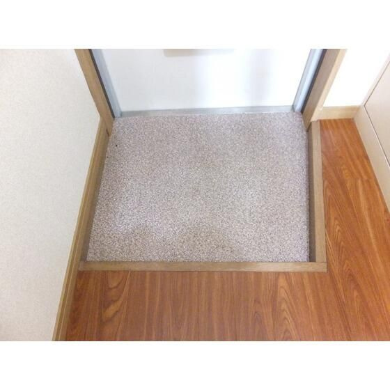 カーサグリスメイユーの玄関