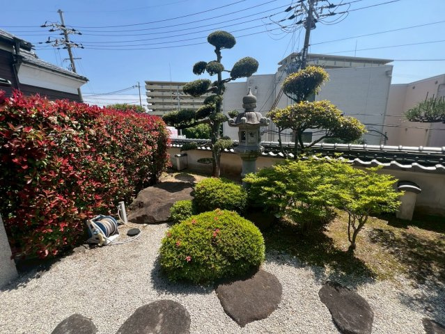 【庭】 | 禁野本町2丁目（古民家住宅＋店舗）