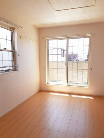 ｇｒａｃｅ・ｔｅｎの寝室|洋室6.5帖