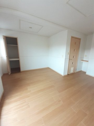 リアン・パルティ－ルＣのその他|明るい室内です♪