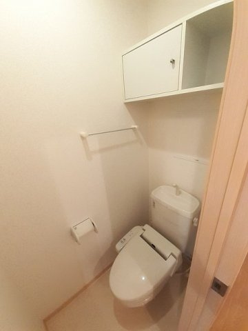 リアン・パルティ－ルＣのトイレ|嬉しい温水洗浄便座付き♪