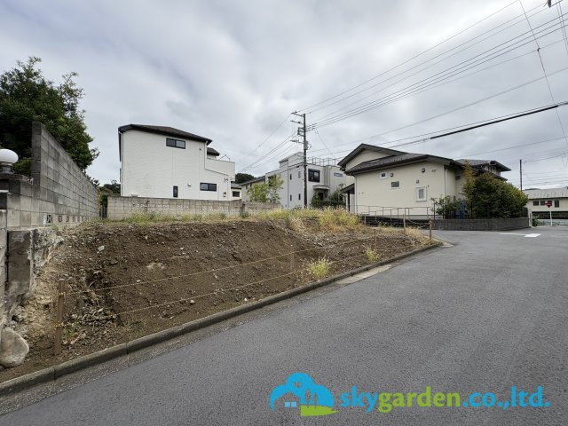 鎌倉市腰越　土地の前面道路含む現地写真