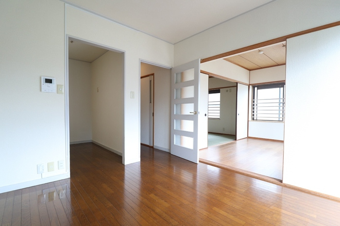 【居間・リビング】