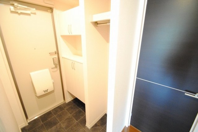 ビストロの玄関|きれいな玄関です