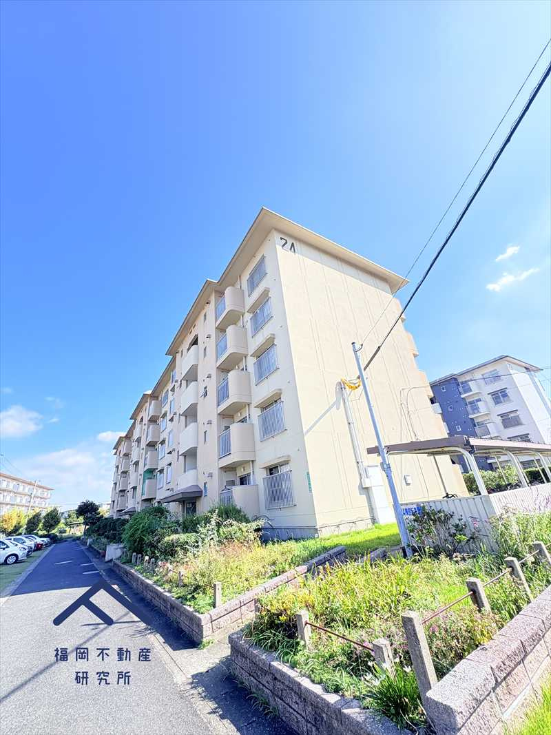 奈多団地24号棟の外観