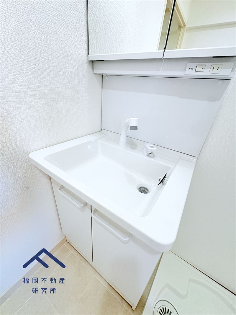 奈多団地24号棟の独立洗面台