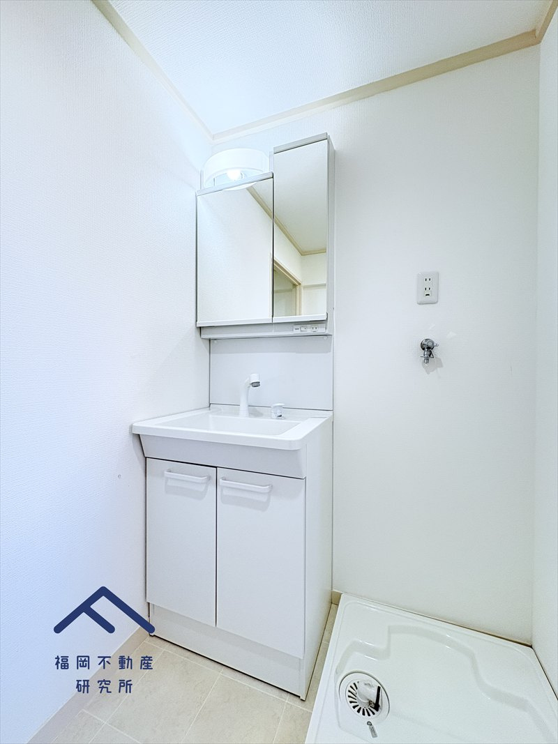 奈多団地24号棟の独立洗面台