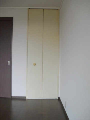 シティハイム　ハイムイサムの洋室