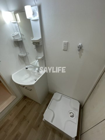 フジパレス　リュクスの洗面所