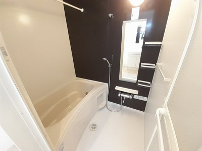 【浴室】 | ハピネスⅡ | 日々の暮らしに欠かせないお風呂です