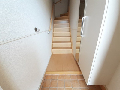 【玄関】 | ハピネスⅡ | ゆったりとした玄関です