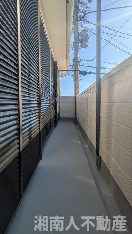 藤沢市大鋸３丁目７－３０戸建てのバルコニー|お洗濯にも便利なバルコニー付き