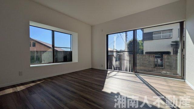 藤沢市大鋸３丁目７－３０戸建ての居間・リビング|ゆったり過ごせるリビングです