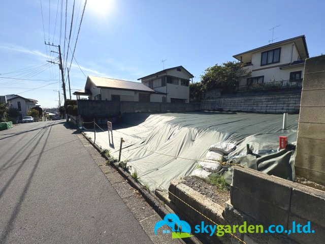 鎌倉市西鎌倉３丁目　土地の前面道路含む現地写真|建築条件なし約81坪整形地