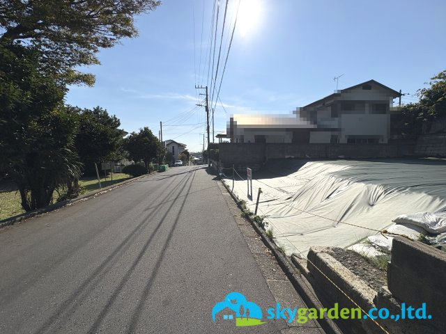 鎌倉市西鎌倉３丁目　土地の前面道路含む現地写真|整然とした西鎌倉の旧分譲地内の土地