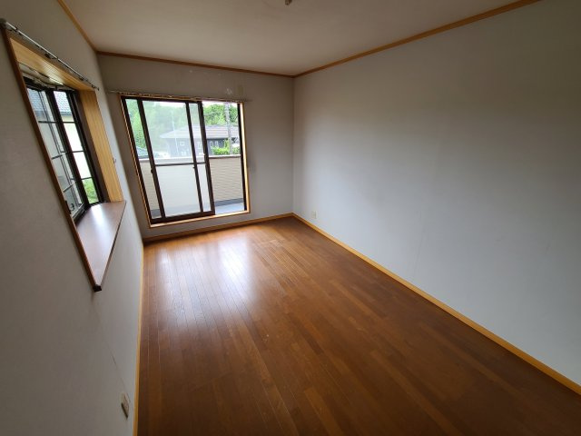 長生村七井土1966中古戸建の洋室