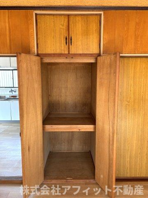 【その他】 | 春と青空のterrace | 洋室8帖の収納