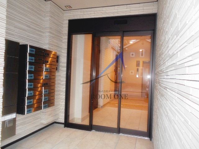 Ｒａｐｐｏｒｔ　Ｈ＆Ｓ　ラポールエイチアンドエスのエントランス|エントランスです。