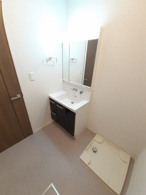 【洗面所】 | フルール人吉Ⅱ | コンパクトで使いやすい洗面所