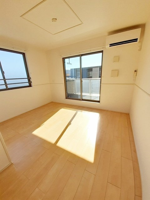 アンジュ東原Ⅰの居間・リビング