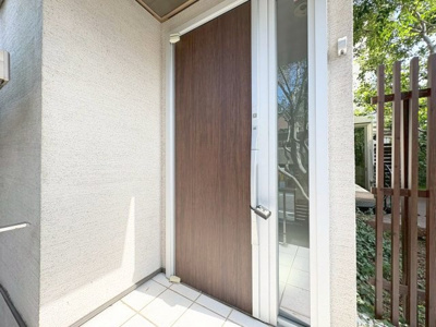 【玄関】 | 吹田市千里山西5丁目貸家