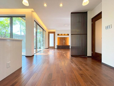 【居間・リビング】 | 吹田市千里山西5丁目貸家