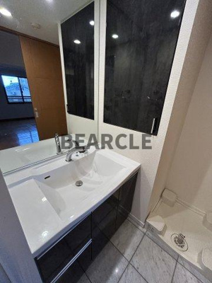 【独立洗面台】 | リーガル京都堀川五条通り