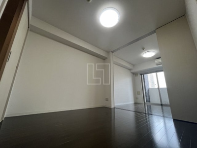 【洋室】 | サムティ難波グレイス | サムティ難波グレイス　リビング