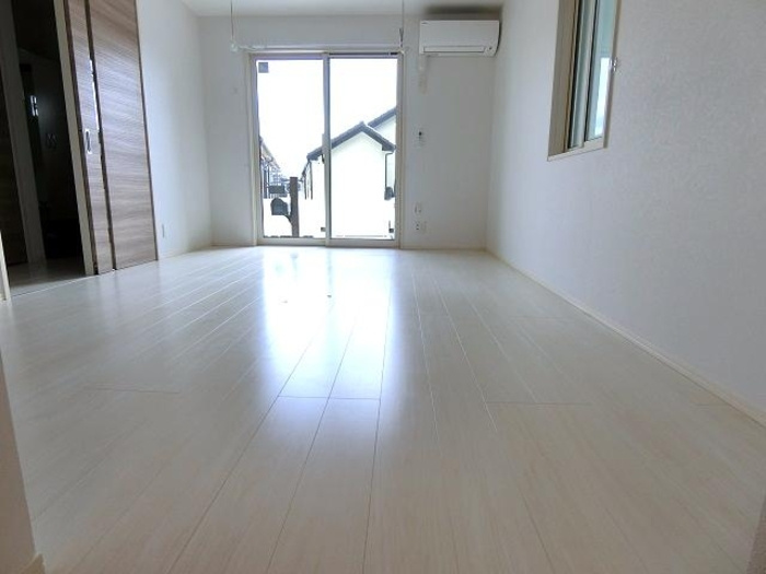 Maisonetteコウリョウ鎌倉山の居間・リビング|リビングダイニング