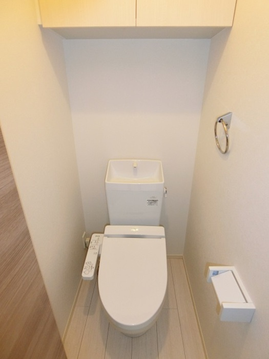 Maisonetteコウリョウ鎌倉山のトイレ|温水洗浄暖房便座