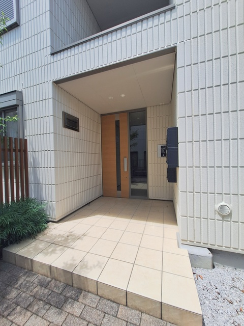 Maison du shinのエントランス