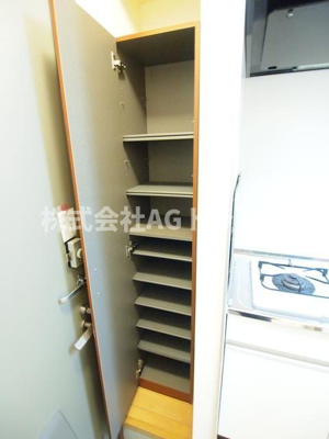 【玄関】 | ラブラドール・アパートメント