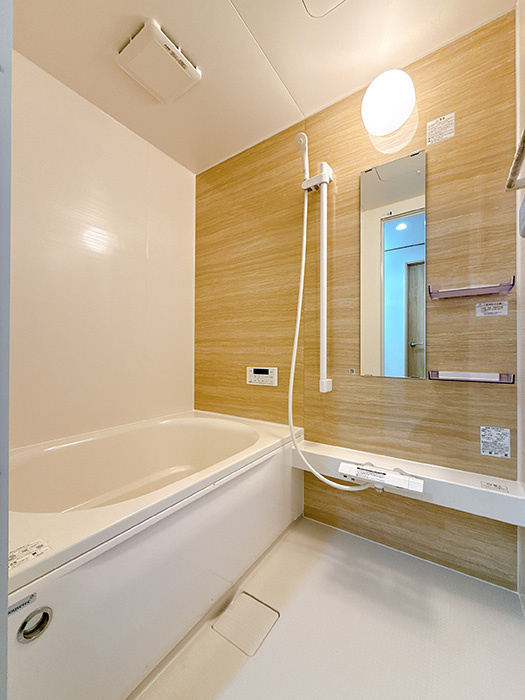 西尾市中畑町の浴室