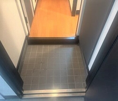 ピュアドームグラシアス大手門の玄関|下駄箱