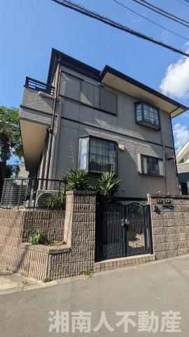 藤沢市鵠沼松が岡３丁目戸建て